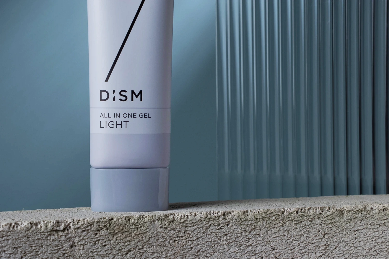 DISM All In One Gel Light