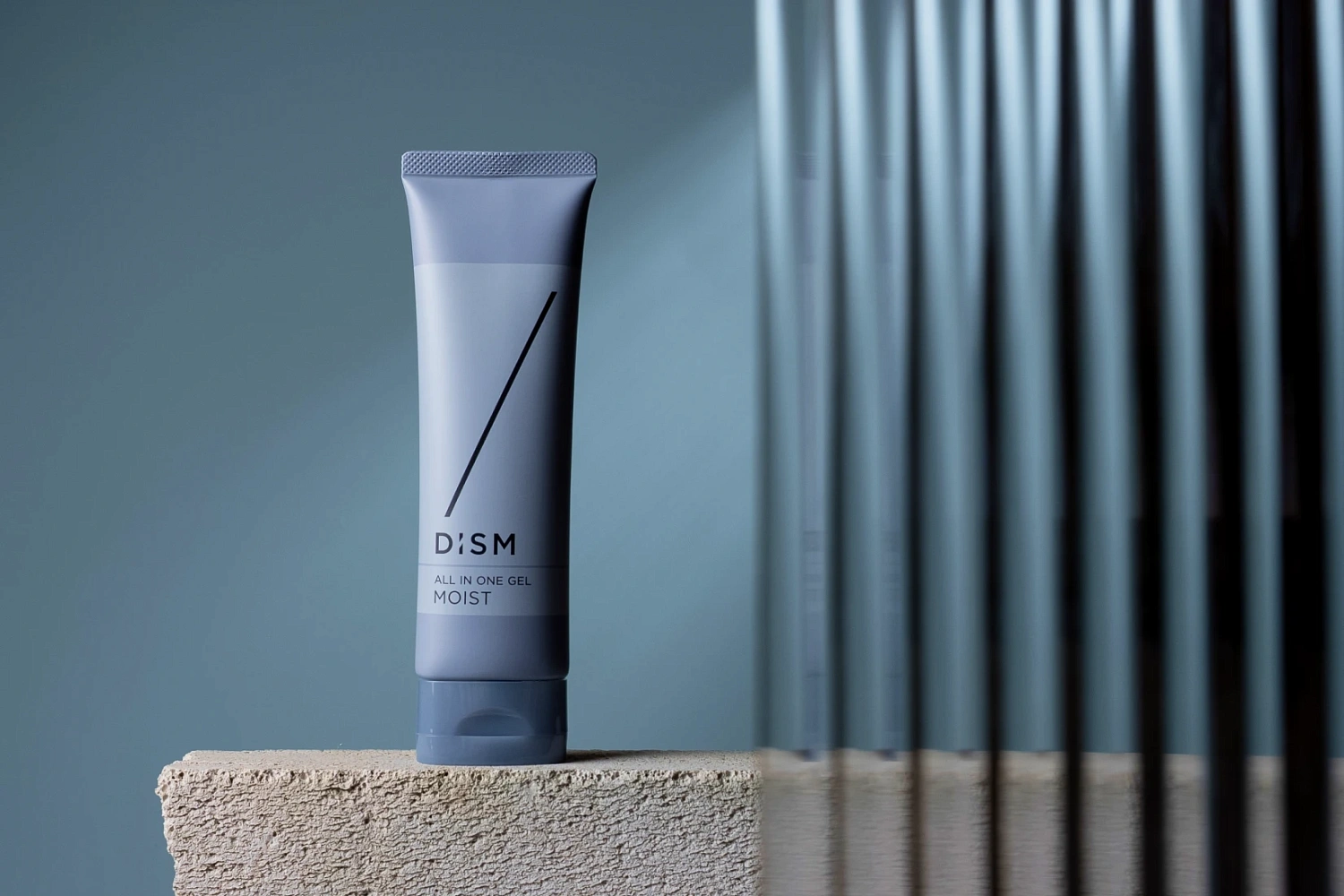 DISM All In One Gel Moist