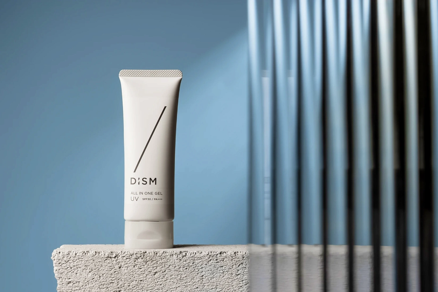 DISM All In One Gel UV spf 30